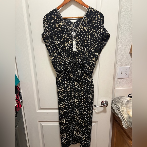 Max Studio Dresses & Skirts - Max Studio Black and Off White Smocked Wrap Maxi Dress